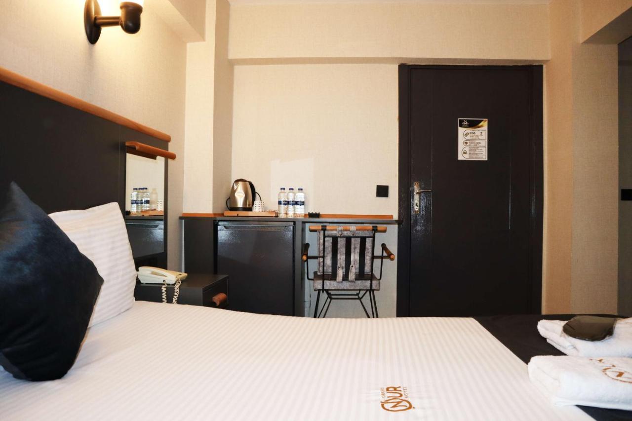 Grand Onur Hotel イスタンブール エクステリア 写真